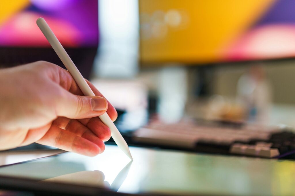 Top 10 In-Demand College Courses in the Philippines - multimedia arts